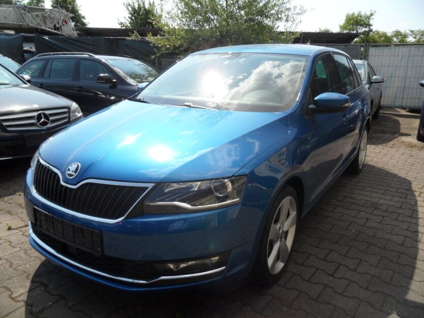 Skoda Rapid 119.248 km 9.199 € Regensburg 93055