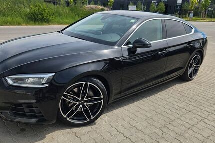Audi A5 144.178 km 21.990 &euro; Neutraubling 93073