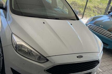 Ford Focus 261.500 km 2.290 &euro; Regensburg 93059
