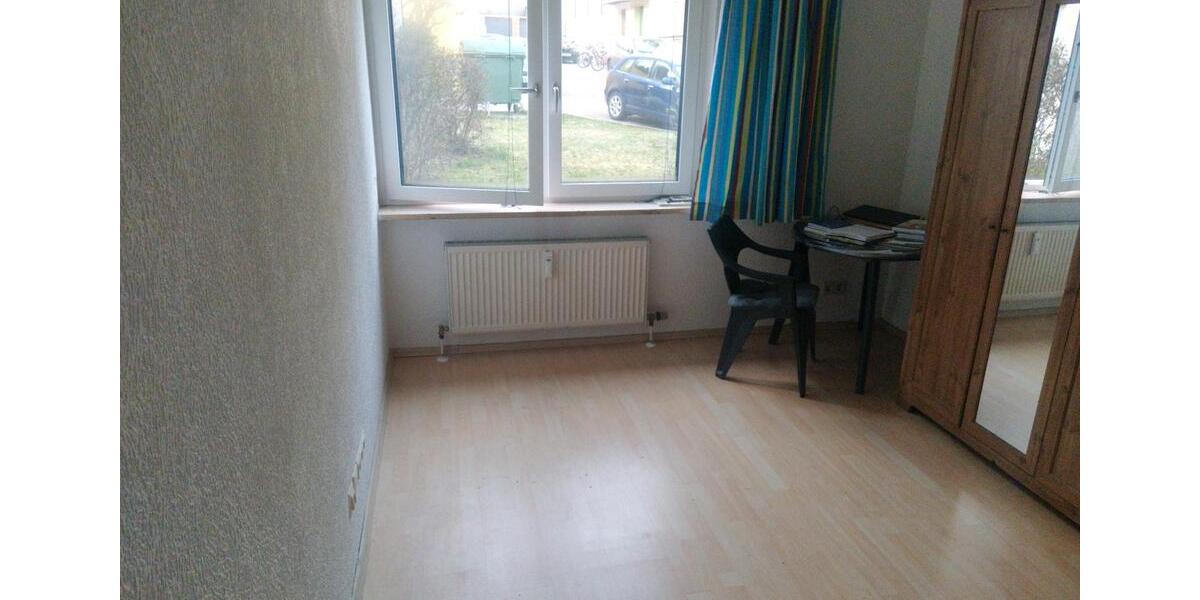 Erdgeschoßwohnung Regensburg Galgenberg - 1 Zimmer, 17 m&sup2;, 400&euro; | Angebot:25742549