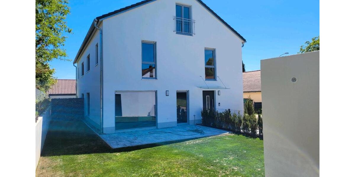 Doppelhaushälfte Obertraubling - 6 Zimmer, 141 m&sup2;, 699.000&euro; | Angebot:26750598