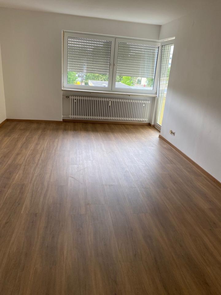Zu vermieten: renovierte 3 Zi-Wohnung in Regensburg Reinhausen