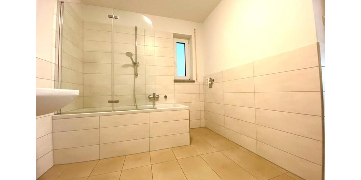 2 Zimmer Wohnung Balkone barrierefrei bahnhofsnah Nähe Regensburg 2 zimmer