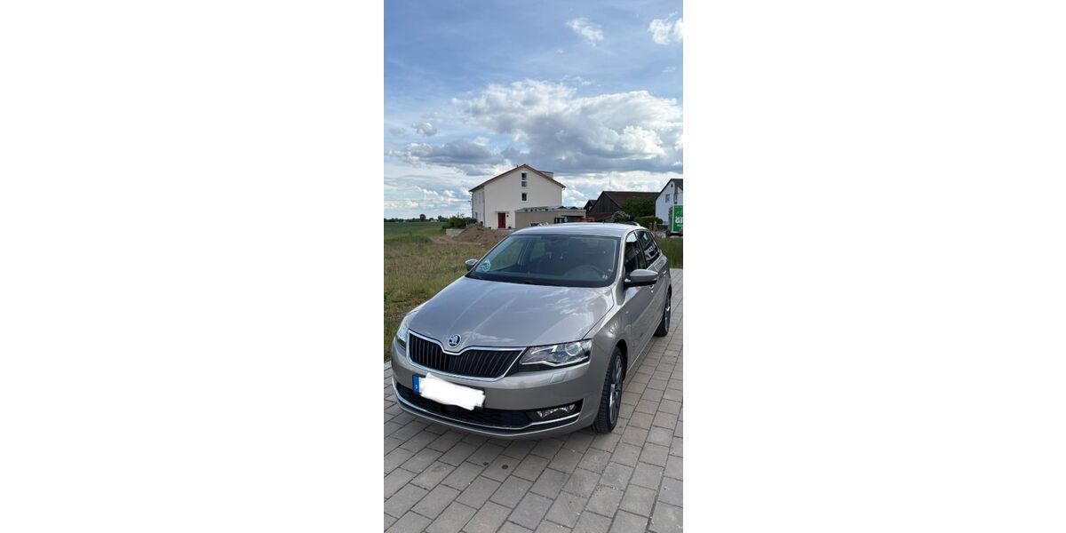 Skoda Rapid 114.000 km 10.600 &euro; Mintraching 93098
