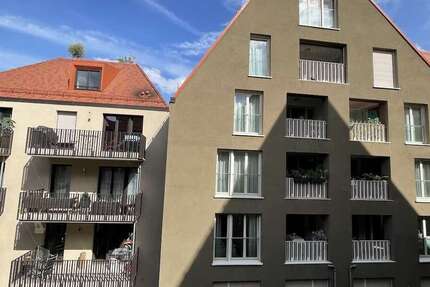 Wohnung zum Mieten in Regensburg 1.300 € 86 m² 3 zimmer