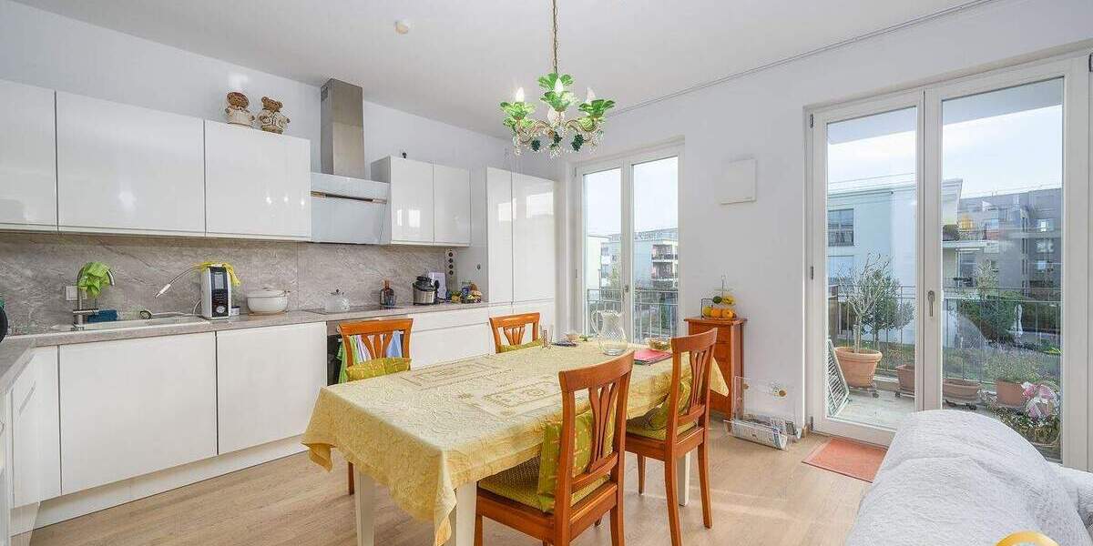 Etagenwohnung Regensburg Westenviertel - 4 Zimmer, 104 m&sup2;, 430.000&euro; | Angebot:25820777