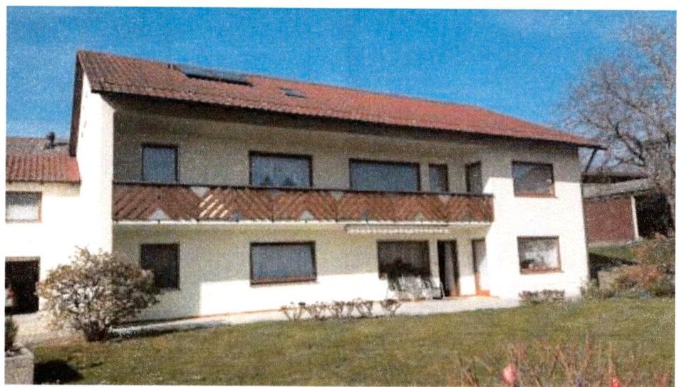 Etagenwohnung Bernhardswald - 4 Zimmer, 130 m&sup2;, 1.200&euro; | Angebot:26511514