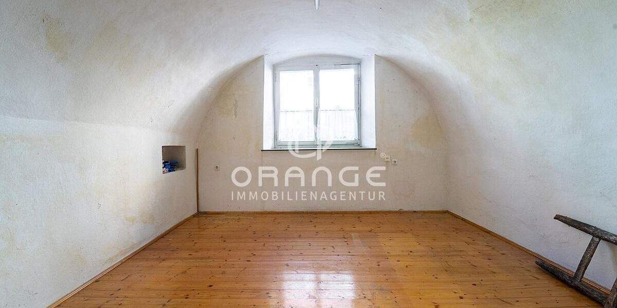 Mehrfamilienhaus, Wohnhaus Regensburg Innenstadt - 1 Zimmer, 305 m&sup2;, 999.000&euro; | Angebot:25399629