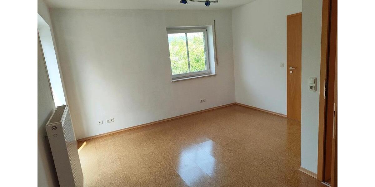 Doppelhaushälfte Regenstauf - 5 Zimmer, 200 m&sup2;, 1.545&euro; | Angebot:26560624