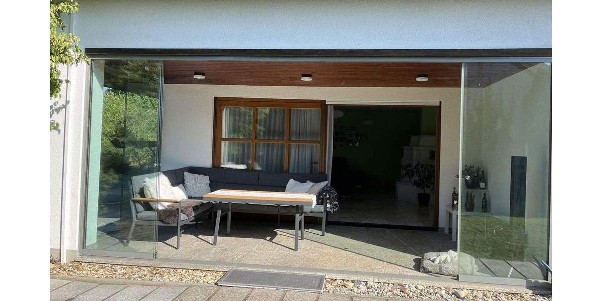 Einfamilienhaus Nittendorf - 7 Zimmer, 245 m&sup2;, 1.099.000&euro; | Angebot:25756414