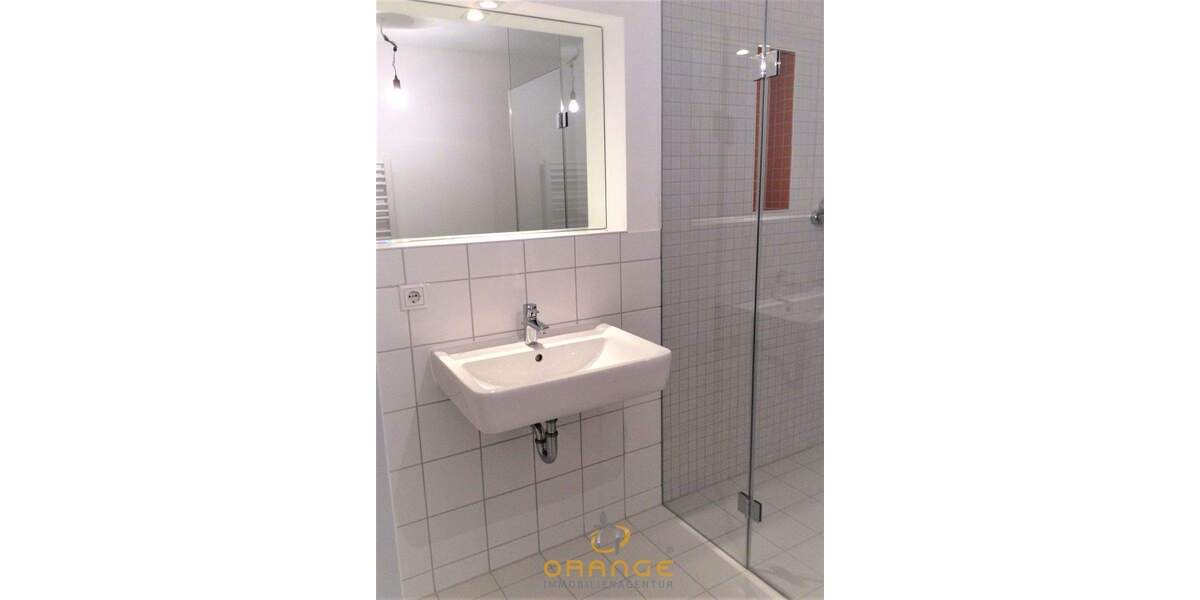 Etagenwohnung Regensburg Kumpfmühl-Ziegetsdorf-Neuprüll - 2 Zimmer, 68 m&sup2;, 340.000&euro; | Angebot:25524573