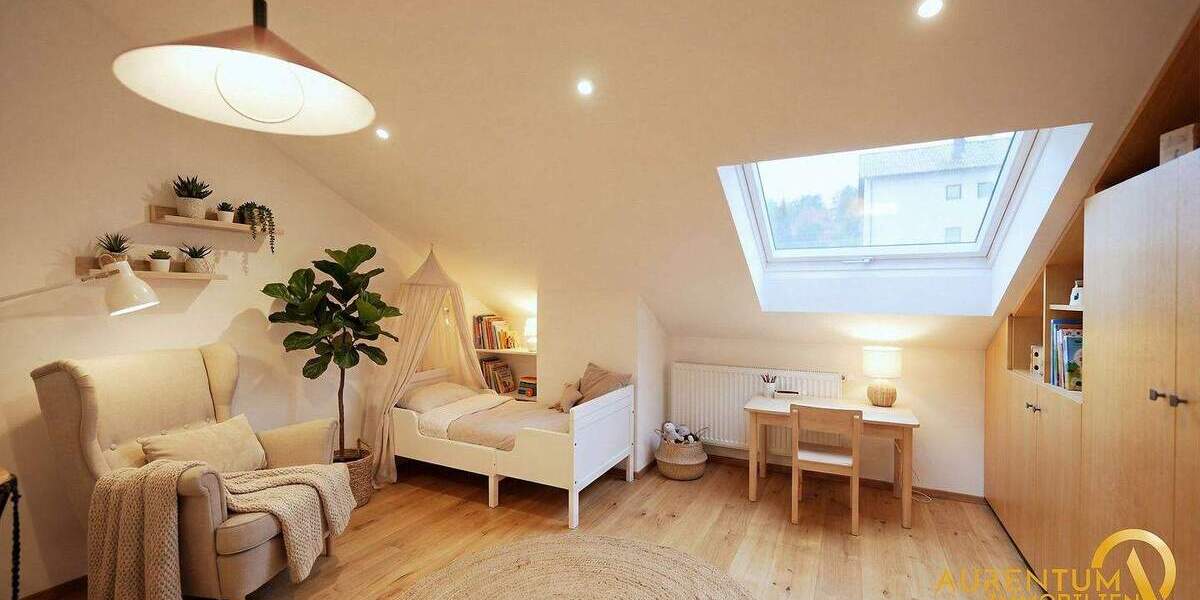 Einfamilienhaus Lappersdorf Lorenzen - 5 Zimmer, 215 m&sup2;, 745.000&euro; | Angebot:25373973