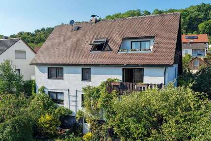 Haus Regenstauf - 7 Zimmer, 231 m&sup2;, 545.000&euro; | Angebot:26305307