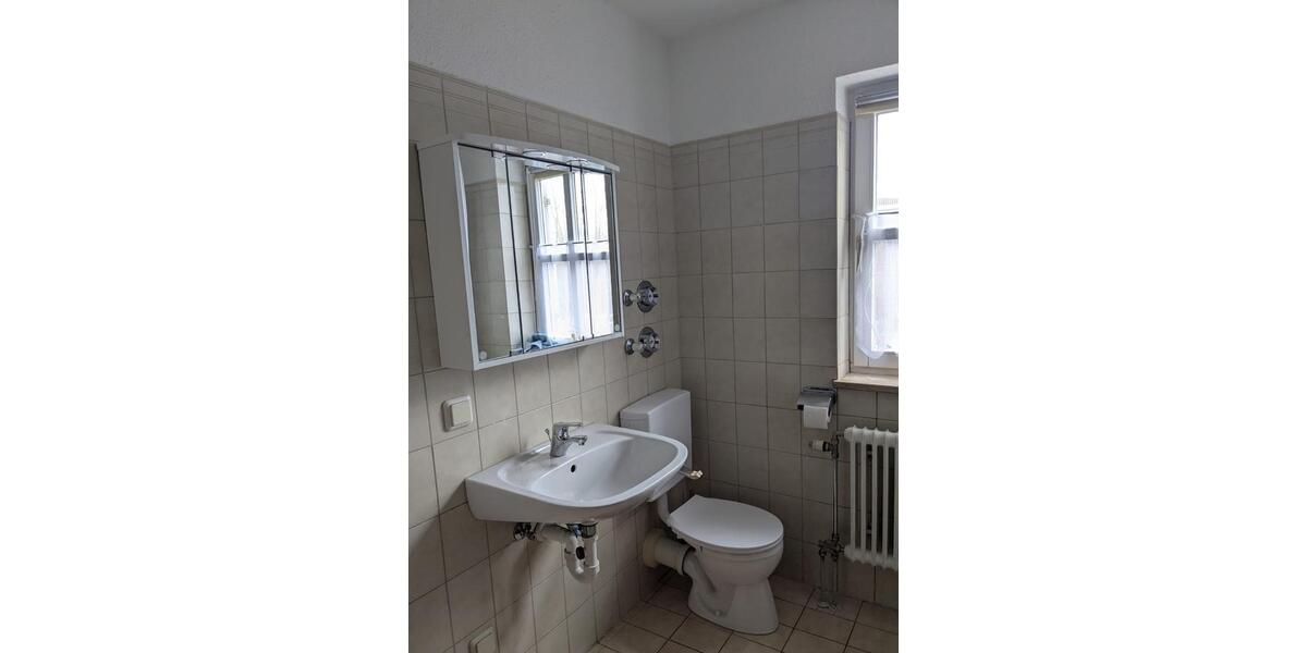 Etagenwohnung Neutraubling - 2 Zimmer, 50 m&sup2;, 950&euro; | Angebot:25648873