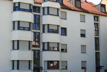 Wohnung zum Mieten in Regensburg 955 € 90.86 m² 4 zimmer