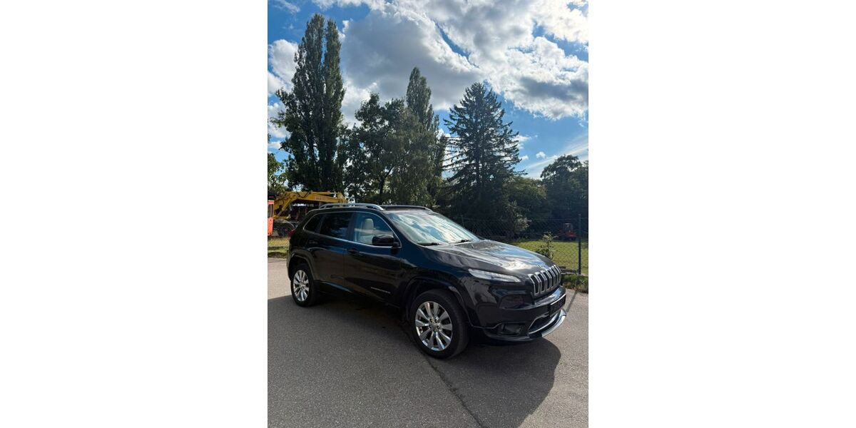 Jeep Cherokee 223.000 km 10.390 &euro; Regensburg 93047