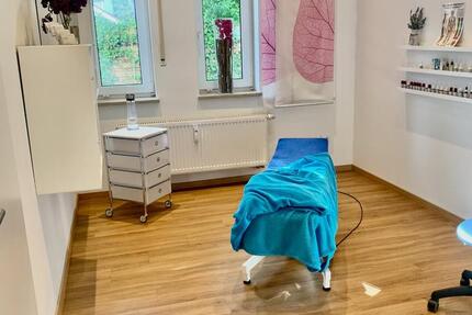 Gewerbeobjekt Neutraubling - 650&euro; | Angebot:26461330