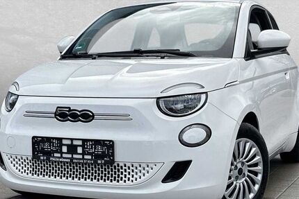 Fiat 500e 11.000 km 23.878 &euro; Regensburg 93059