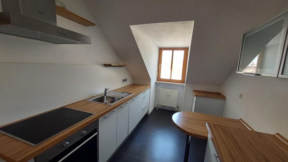 Dachgeschoßwohnung Regensburg Konradsiedlung - 2 Zimmer, 64 m&sup2;, 333.000&euro; | Angebot:26101233