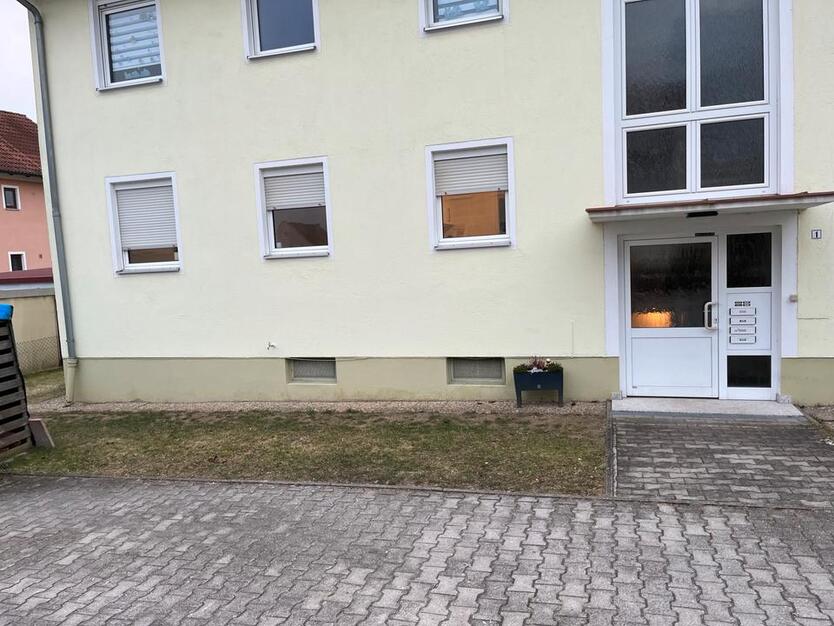 3 Zimmer Wohnung in Maxhütte- 93142 Haidhof