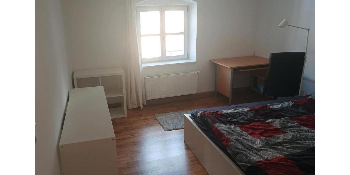 Schönes Zimmer in 2er WGideale Innenstadtlage in Regensburg 1 zimmer