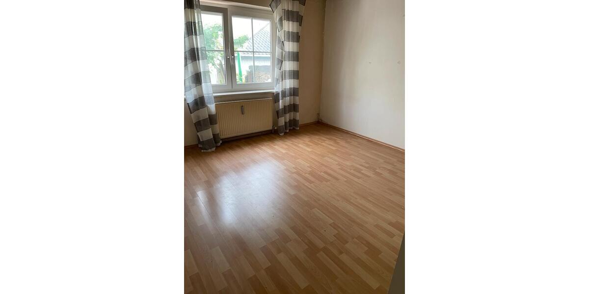 Etagenwohnung Regensburg Konradsiedlung - 5 Zimmer, 85 m&sup2;, 1.500&euro; | Angebot:26502767