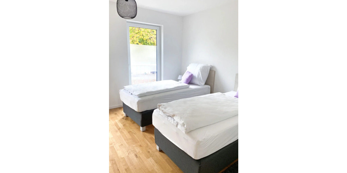 Reihenhaus Regensburg Ganghofersiedlung - 4 Zimmer, 125 m&sup2;, 3.355&euro; | Angebot:18991245