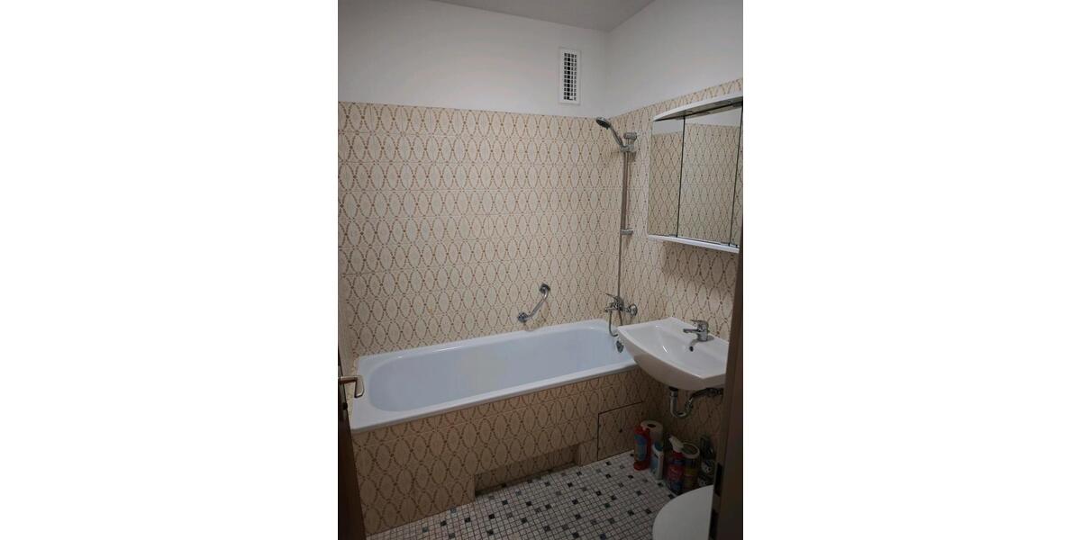 Etagenwohnung Regensburg Konradsiedlung - 1 Zimmer, 32 m&sup2;, 760&euro; | Angebot:27606416