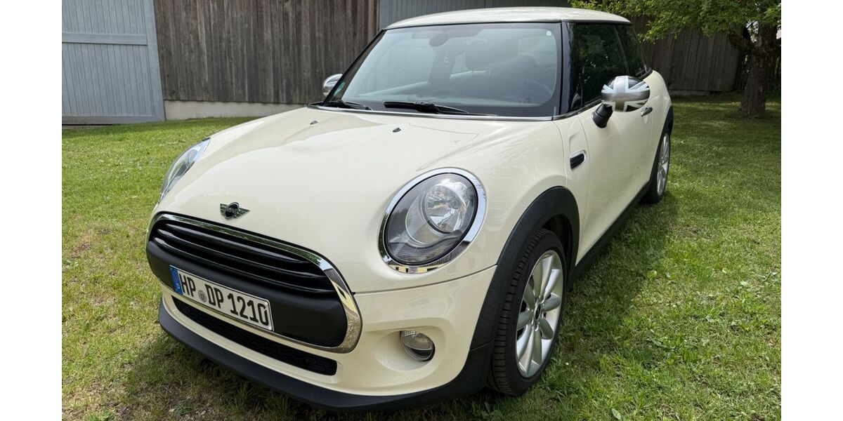 Mini ONE 124.630 km 8.300 &euro; Brunn 93164