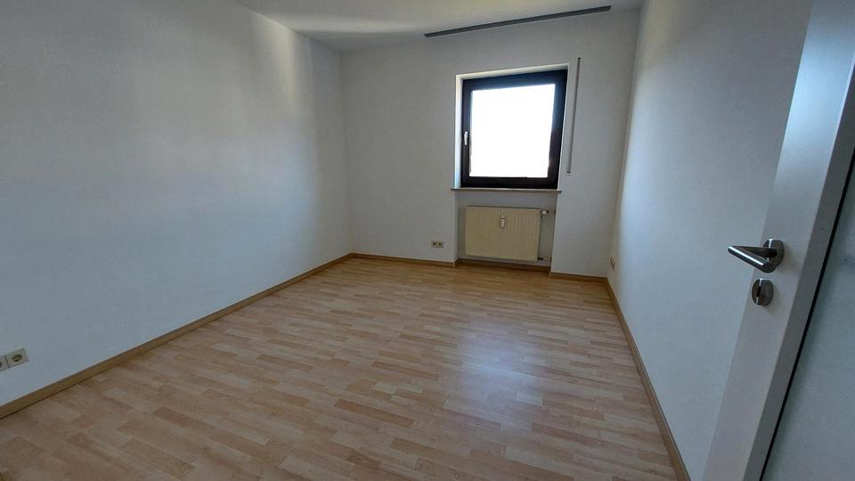 Schöne 4 Zimmer OG Wohnung mit Blick auf die Donau 4 zimmer