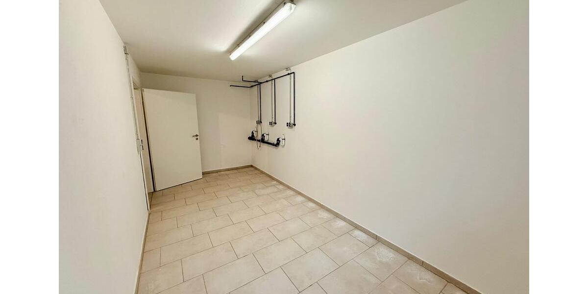 Helle 1-Zimmer-Wohnung in Regenstauf mit großzügiger Dachterrasse 1 zimmer