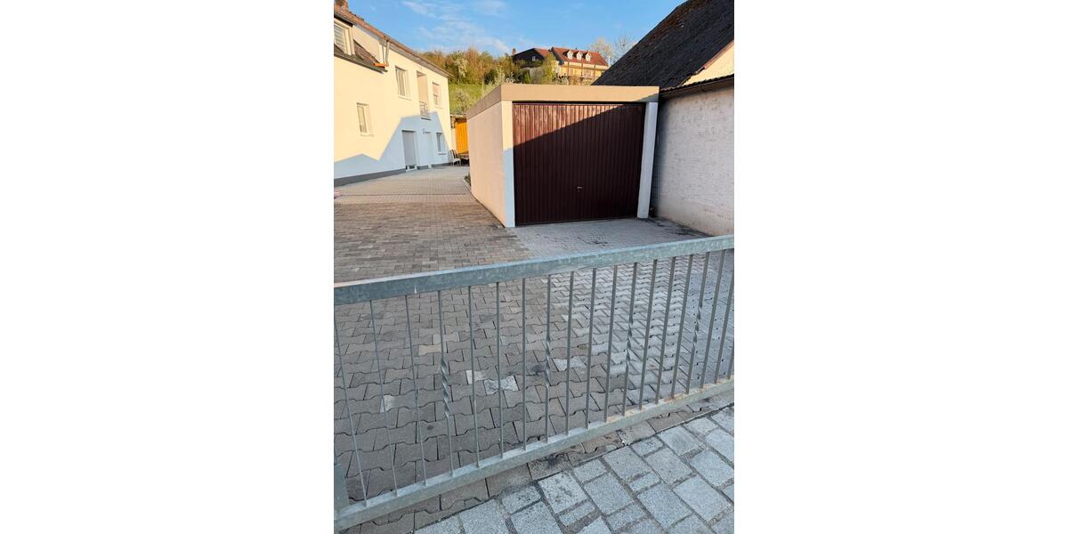 Einfamilienhaus Regenstauf - 2 Zimmer, 131 m&sup2;, 400.000&euro; | Angebot:26254359