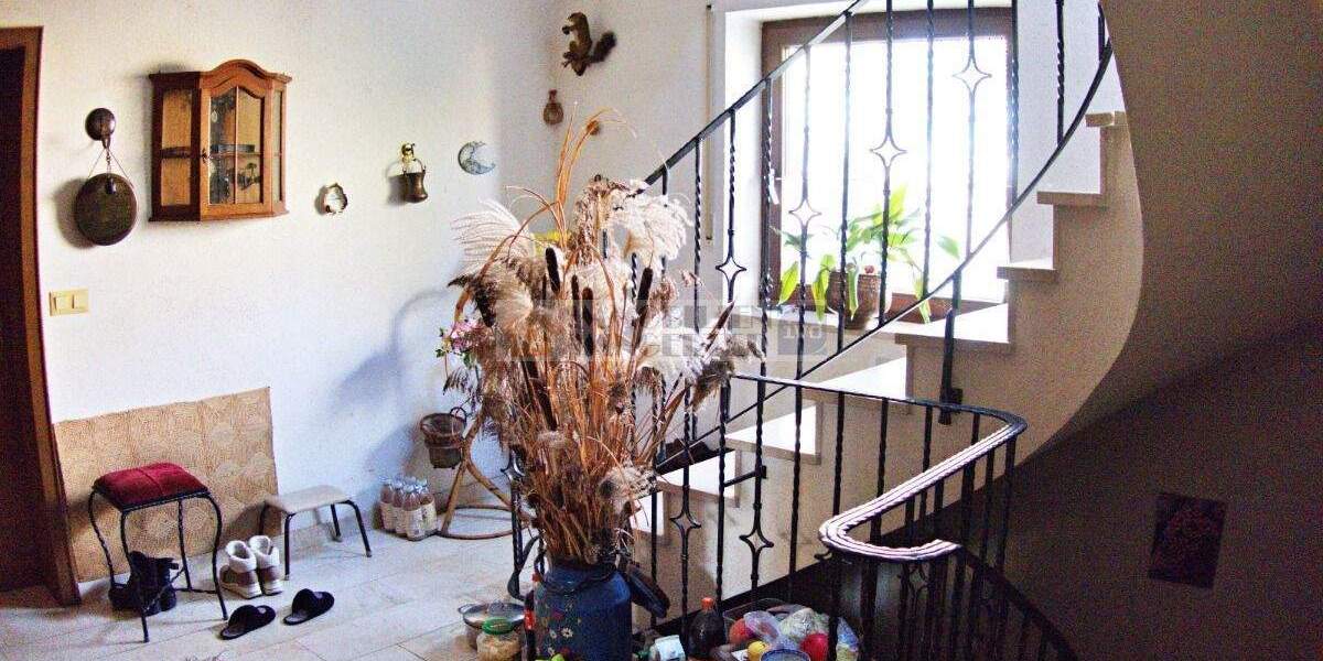 Einfamilienhaus Regensburg Kumpfmühl-Ziegetsdorf-Neuprüll - 6 Zimmer, 168 m&sup2;, 825.000&euro; | Angebot:25702514