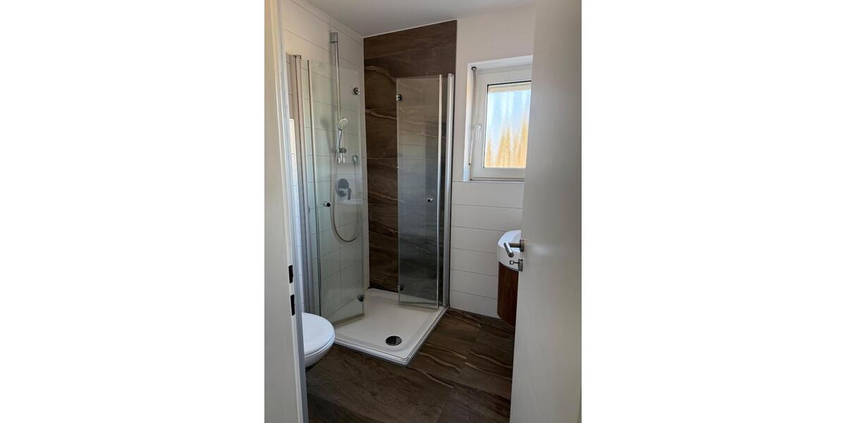 Etagenwohnung Neutraubling - 3 Zimmer, 72 m&sup2;, 1.100&euro; | Angebot:25235093