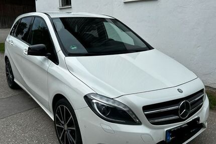 Mercedes-Benz B 180 119.800 km 9.490 &euro; Pfatter 93102