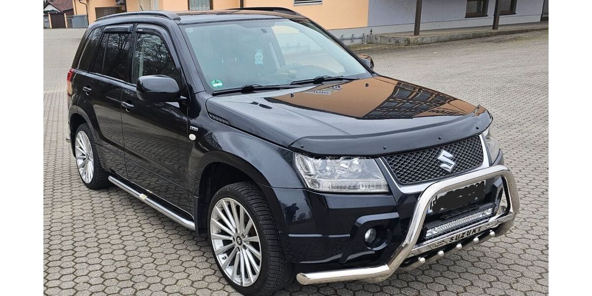 Suzuki Grand Vitara 178.000 km 9.990 &euro; Zeitlarn 93197