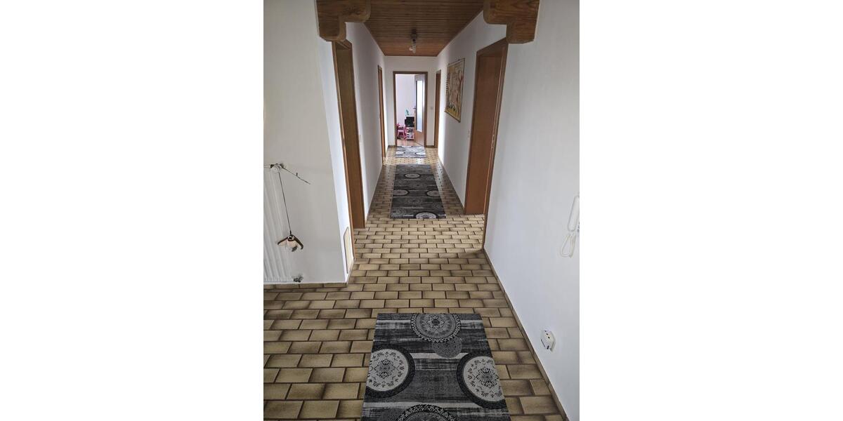 Erdgeschoßwohnung Regensburg Ganghofersiedlung - 4.5 Zimmer, 133 m&sup2;, 1.400&euro; | Angebot:26318838