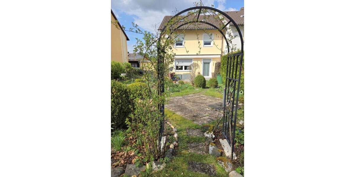 Reihenendhaus Hohenfels - 4 Zimmer, 120 m&sup2;, 165.000&euro; | Angebot:26359652