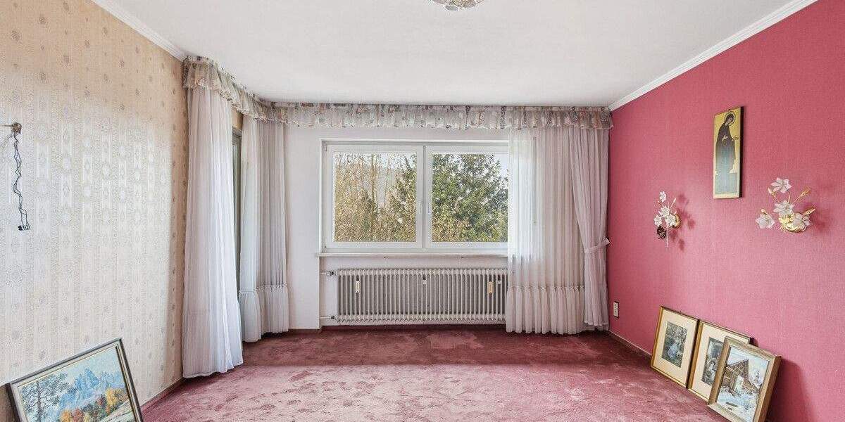 Einfamilienhaus Undorf Undorf - 7 Zimmer, 208 m&sup2;, 599.000&euro; | Angebot:25779834