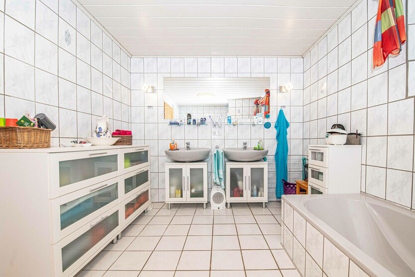 Historische Hofer Mühle: Denkmalgeschütztes Wohnerlebnis mit einzigartiger Atmosphäre 4 zimmer