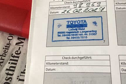 Toyota Yaris 98.800 km 10.300 &euro; Aufhausen 93089