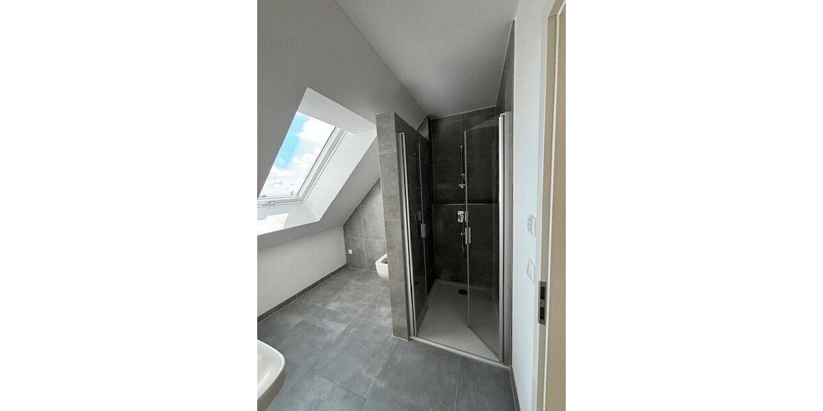 Dachgeschoßwohnung Wolfsegg - 4 Zimmer, 90 m&sup2;, 1.050&euro; | Angebot:26491292