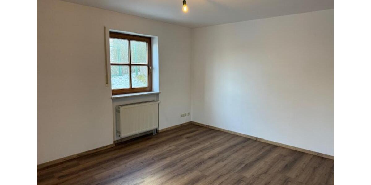 Etagenwohnung Bad Abbach - 2 Zimmer, 58 m&sup2;, 605&euro; | Angebot:25645661