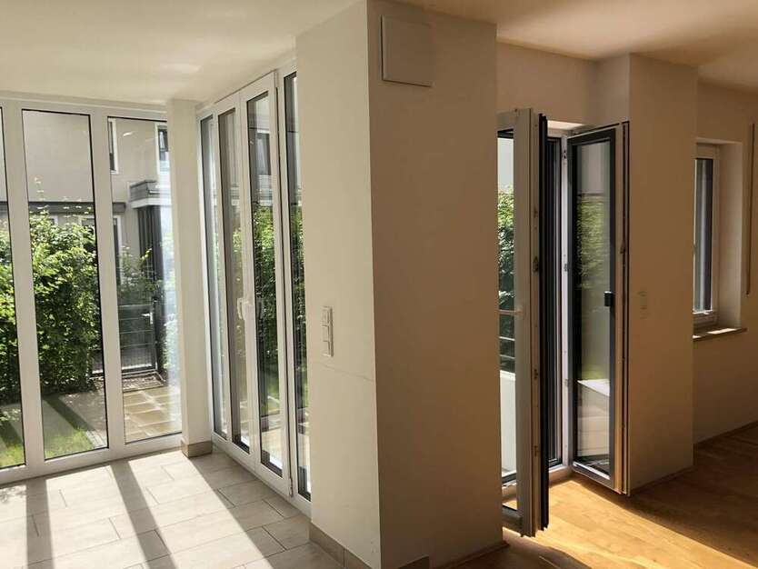 Haus zum Kaufen in Regensburg 844.000 € 130.95 m²