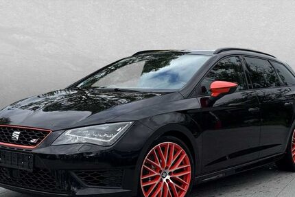 Seat Leon 39.700 km 19.115 &euro; Regensburg 93059