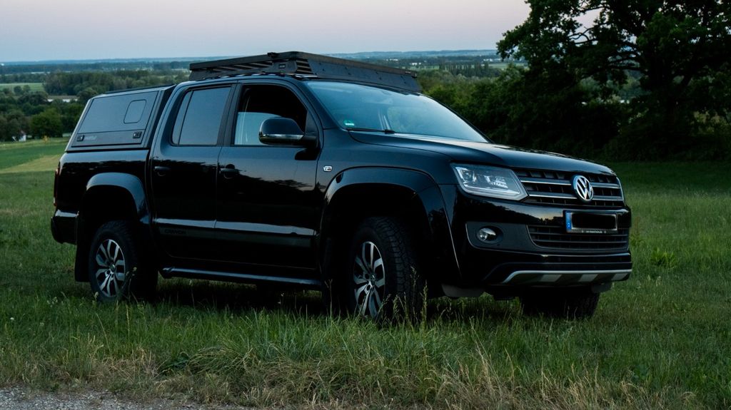VW Amarok 122.692 km 25.400 &euro; Regensburg 93053