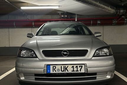 Opel Astra 92.100 km 2.199 &euro; Regensburg 93051