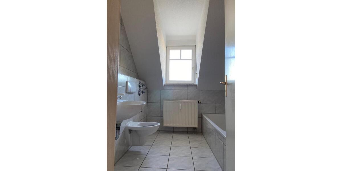 Maisonettenwohnung Thalmassing - 4 Zimmer, 97 m&sup2;, 1.220&euro; | Angebot:25382351