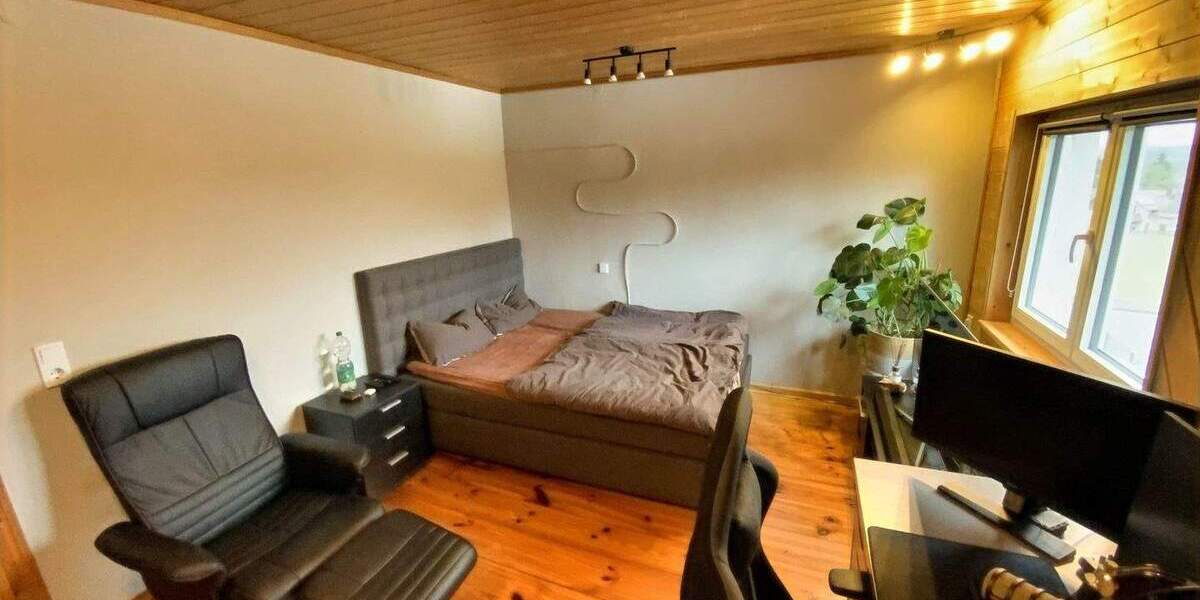 Einfamilienhaus Nittenau - 6 Zimmer, 177 m&sup2;, 395.000&euro; | Angebot:25674594