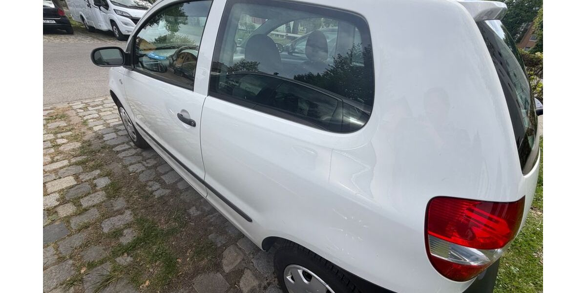 VW Fox 118.000 km 2.200 &euro; Regensburg 93057